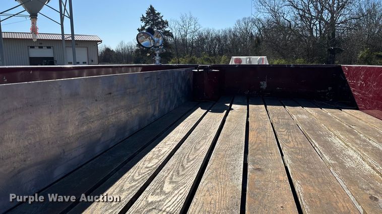 image for item ED2462 1969 GMC 6500 V-Eight pumper fire truck