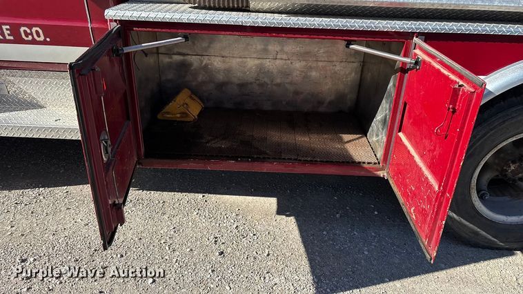 image for item ED2462 1969 GMC 6500 V-Eight pumper fire truck