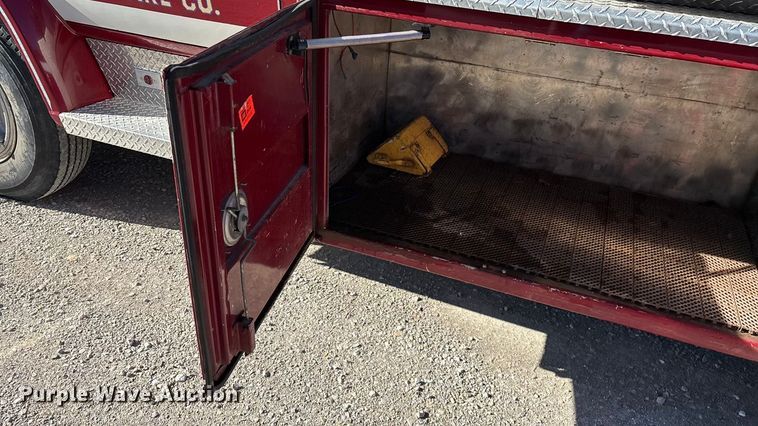 image for item ED2462 1969 GMC 6500 V-Eight pumper fire truck