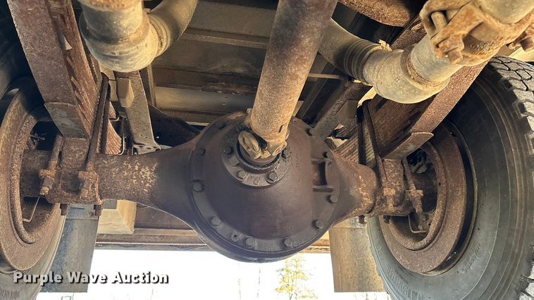 image for item ED2462 1969 GMC 6500 V-Eight pumper fire truck