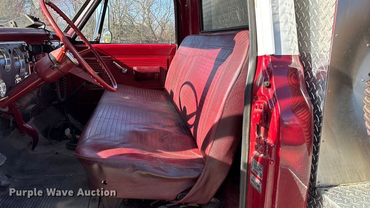 image for item ED2462 1969 GMC 6500 V-Eight pumper fire truck