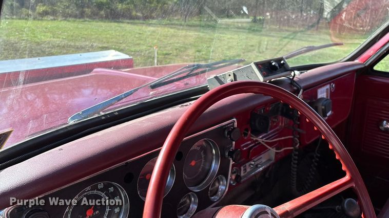 image for item ED2462 1969 GMC 6500 V-Eight pumper fire truck