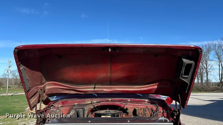 image for item ED2462 1969 GMC 6500 V-Eight pumper fire truck