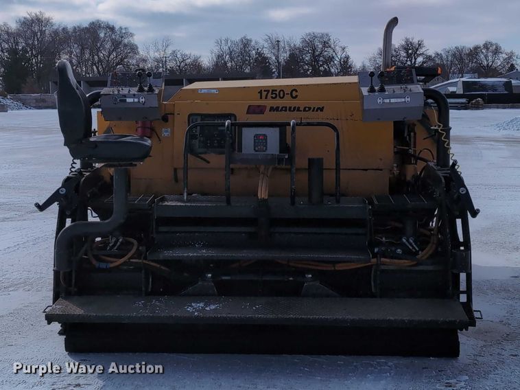 image for item EG2731 2011 Mauldin 1750C paver