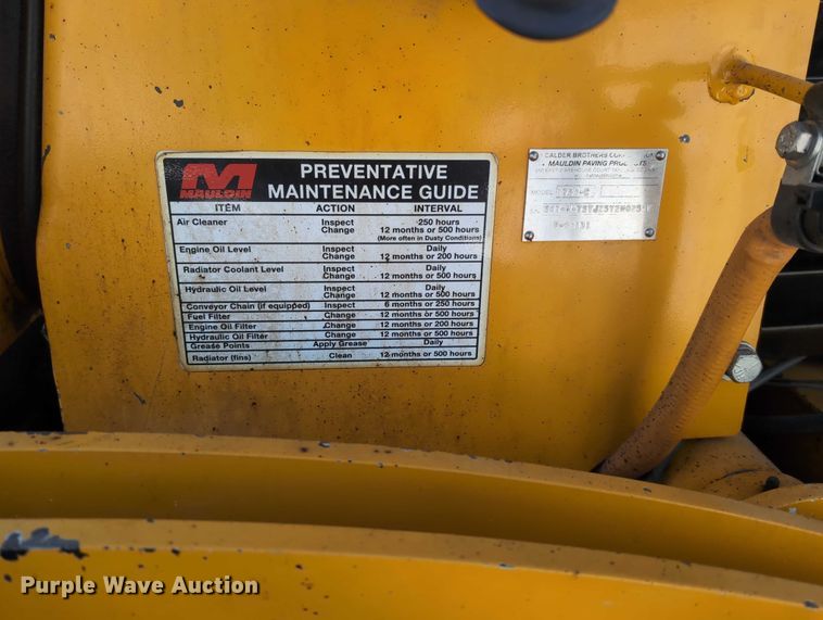 image for item EG2731 2011 Mauldin 1750C paver