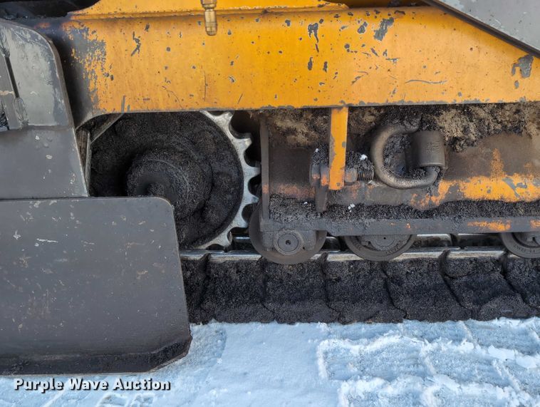 image for item EG2731 2011 Mauldin 1750C paver