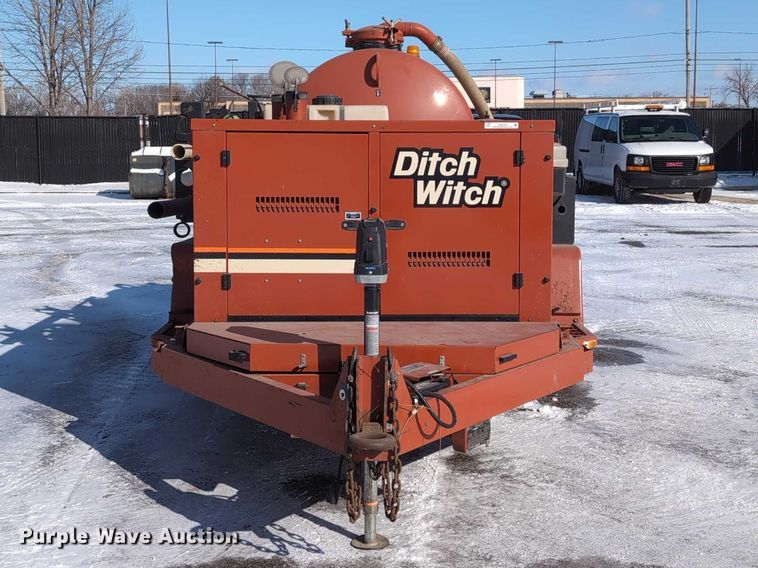 image for item EG2732 2005 Ditch Witch FX30S vacuum excavator