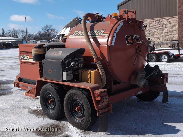 image for item EG2732 2005 Ditch Witch FX30S vacuum excavator