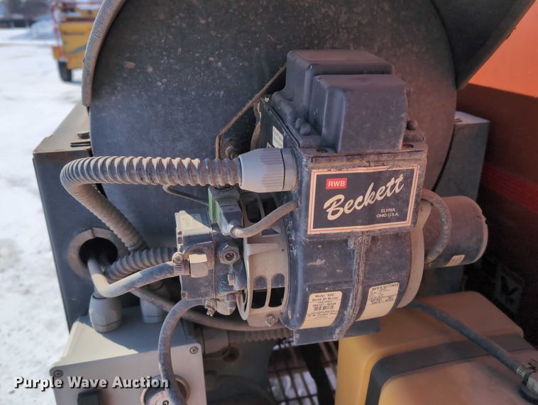 image for item EG2732 2005 Ditch Witch FX30S vacuum excavator