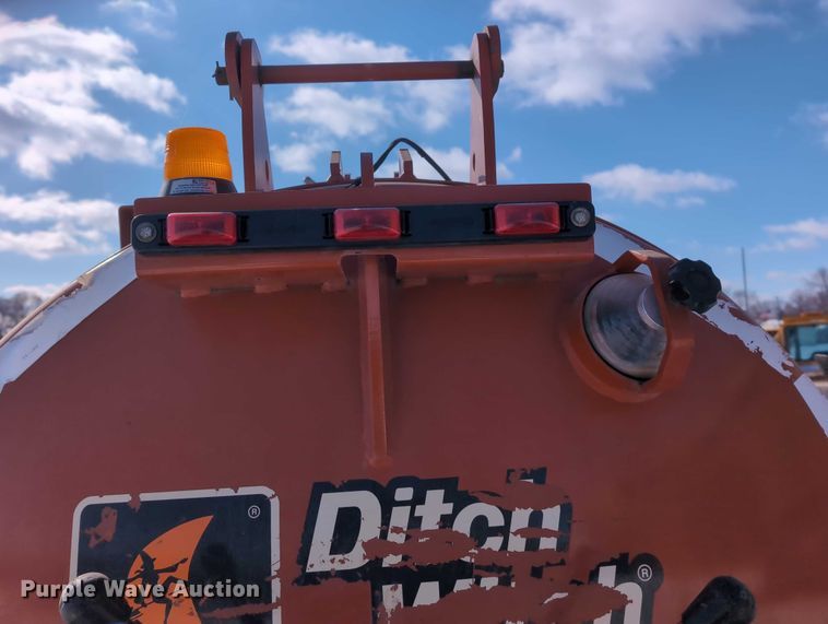 image for item EG2732 2005 Ditch Witch FX30S vacuum excavator