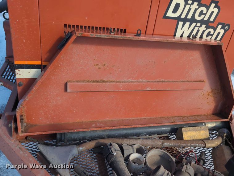 image for item EG2732 2005 Ditch Witch FX30S vacuum excavator