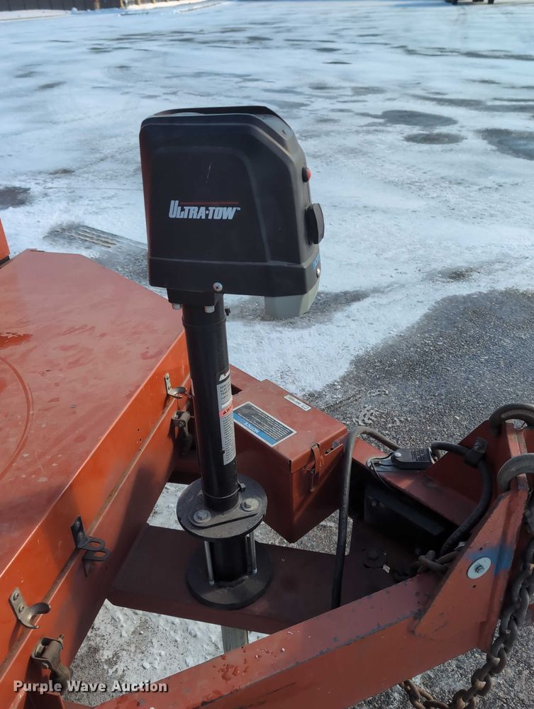 image for item EG2732 2005 Ditch Witch FX30S vacuum excavator