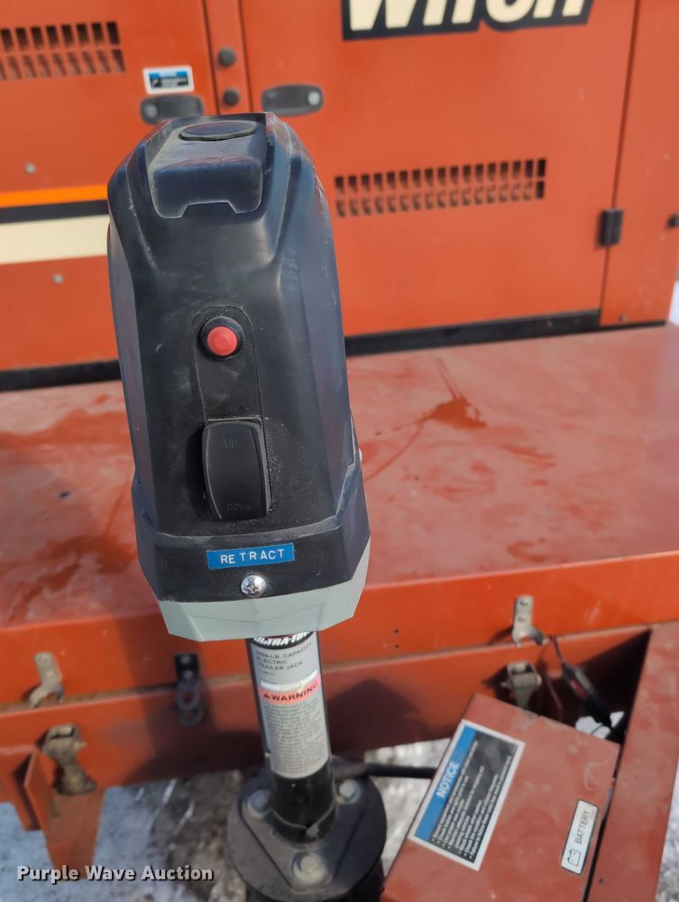 image for item EG2732 2005 Ditch Witch FX30S vacuum excavator