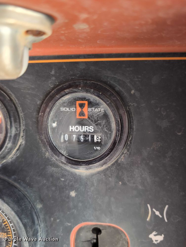 image for item EG2732 2005 Ditch Witch FX30S vacuum excavator