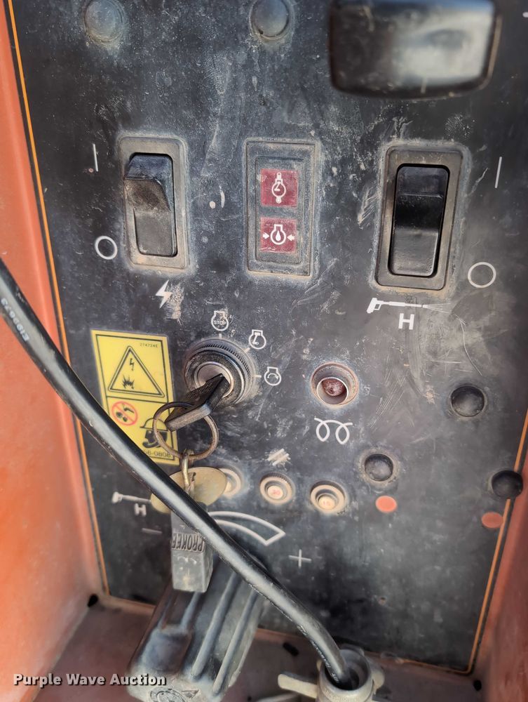 image for item EG2732 2005 Ditch Witch FX30S vacuum excavator