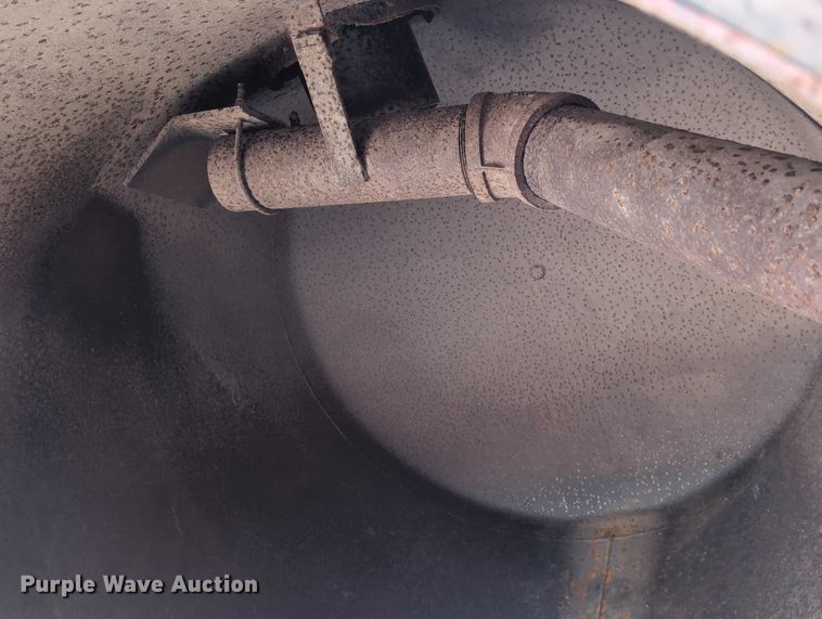 image for item EG2732 2005 Ditch Witch FX30S vacuum excavator