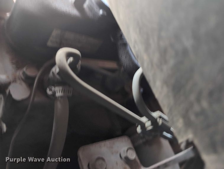 image for item EG2732 2005 Ditch Witch FX30S vacuum excavator