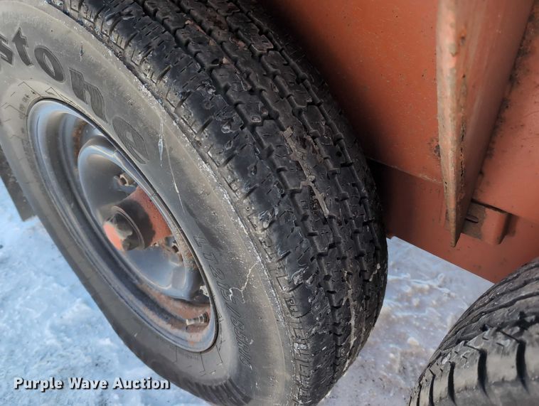 image for item EG2732 2005 Ditch Witch FX30S vacuum excavator