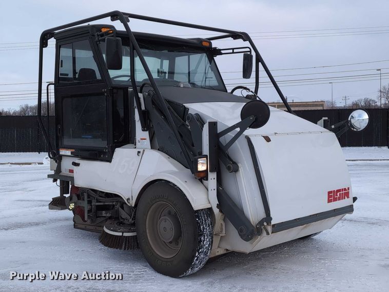 image for item EG2734 2009 Elgin Pelican NP street sweeper