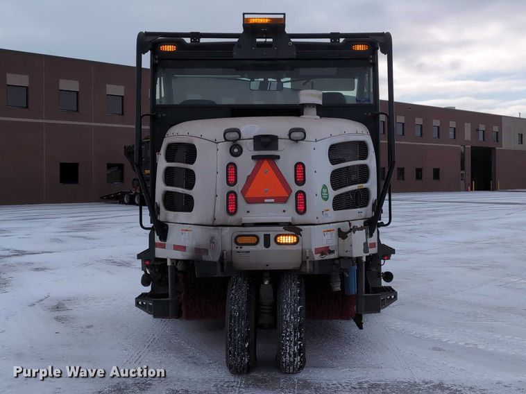 image for item EG2734 2009 Elgin Pelican NP street sweeper