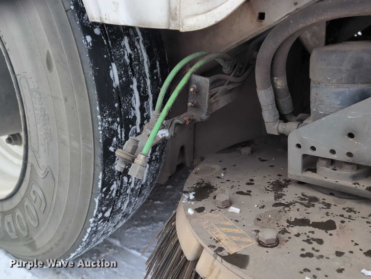 image for item EG2734 2009 Elgin Pelican NP street sweeper