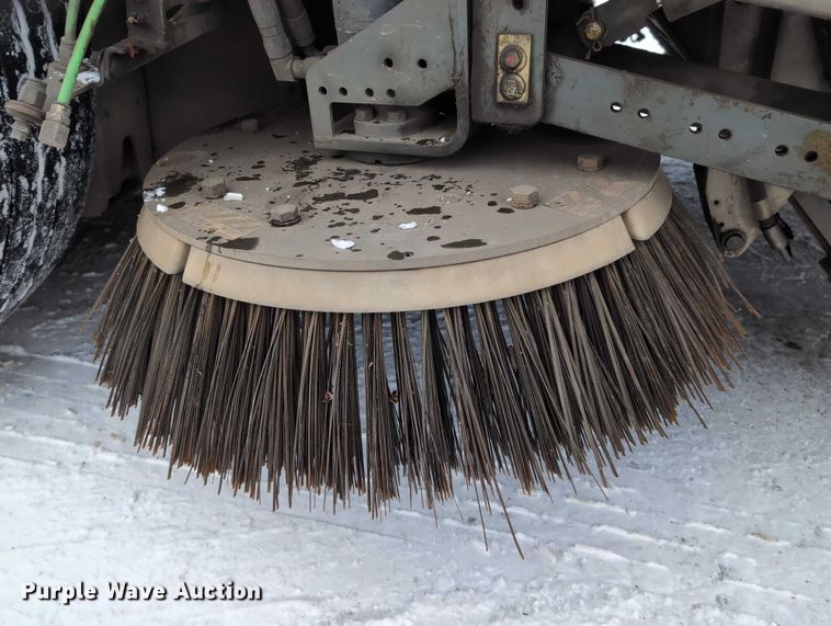 image for item EG2734 2009 Elgin Pelican NP street sweeper