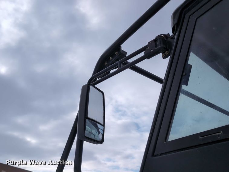 image for item EG2734 2009 Elgin Pelican NP street sweeper