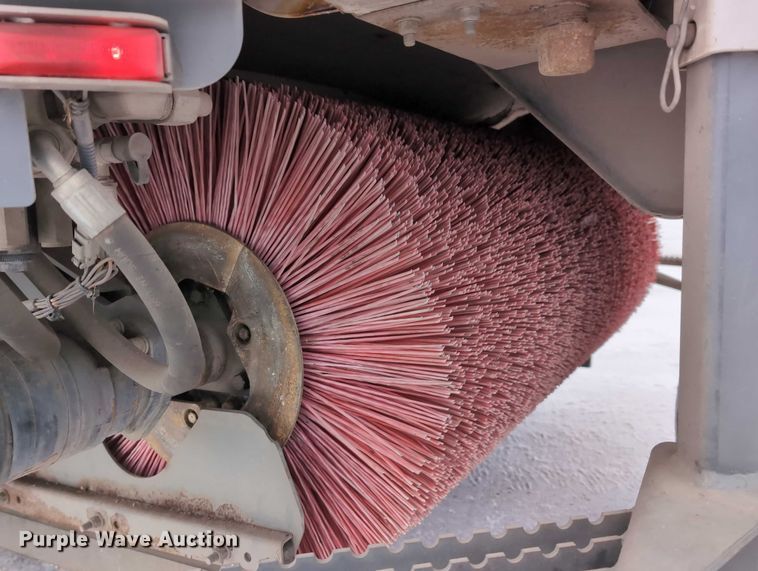 image for item EG2734 2009 Elgin Pelican NP street sweeper