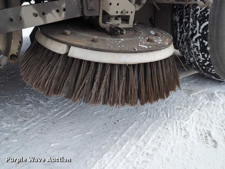 image for item EG2734 2009 Elgin Pelican NP street sweeper