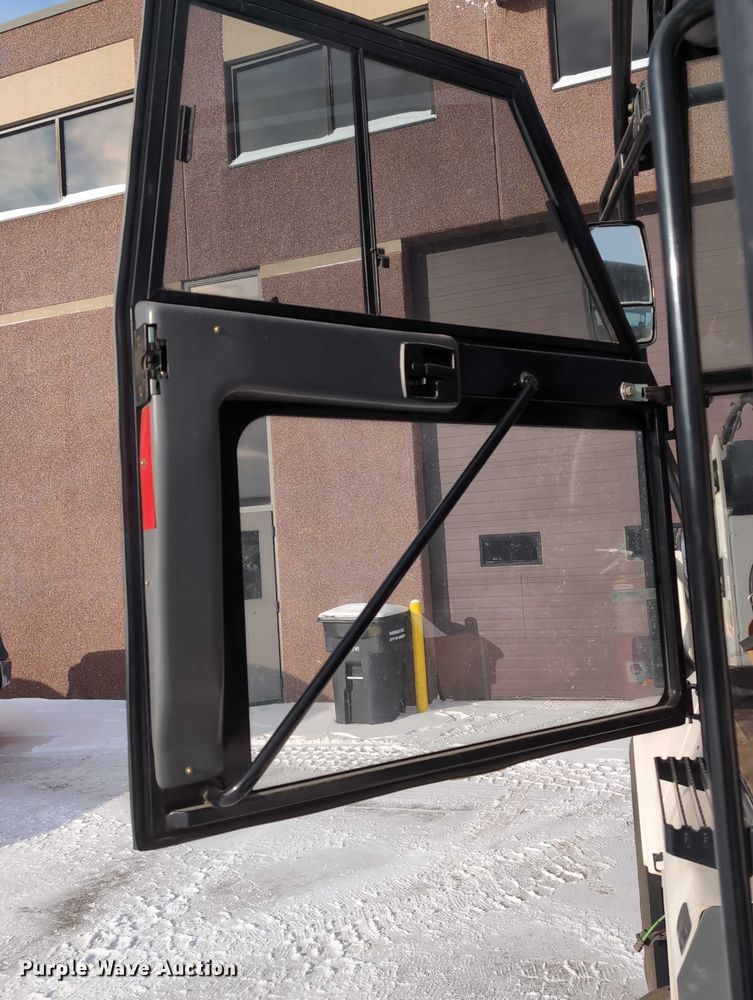 image for item EG2734 2009 Elgin Pelican NP street sweeper