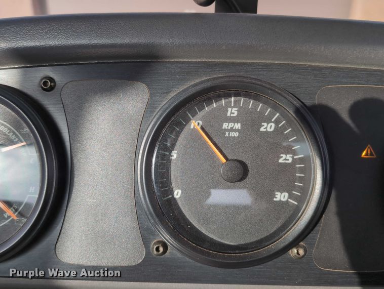 image for item EG2734 2009 Elgin Pelican NP street sweeper