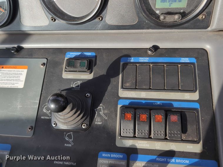 image for item EG2734 2009 Elgin Pelican NP street sweeper