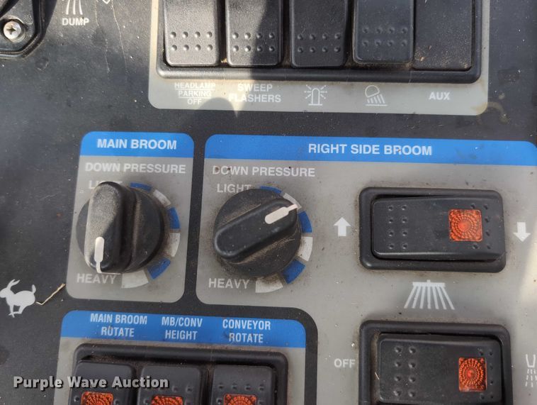 image for item EG2734 2009 Elgin Pelican NP street sweeper