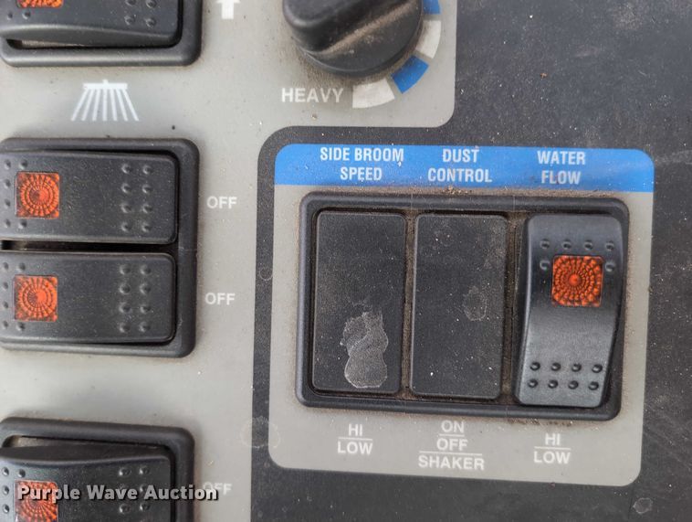 image for item EG2734 2009 Elgin Pelican NP street sweeper