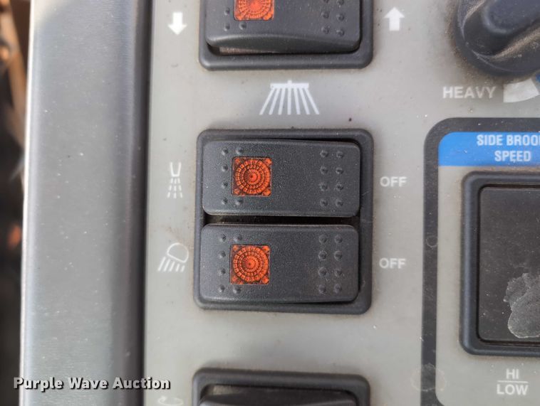 image for item EG2734 2009 Elgin Pelican NP street sweeper