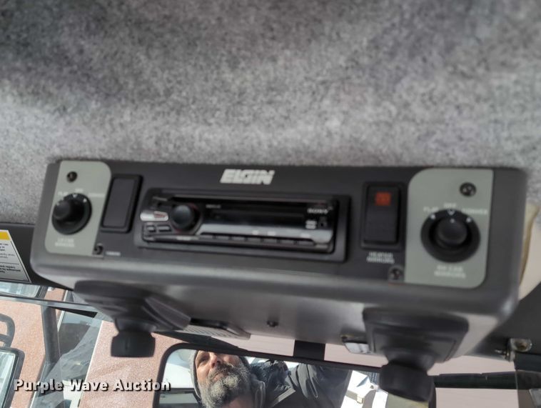 image for item EG2734 2009 Elgin Pelican NP street sweeper