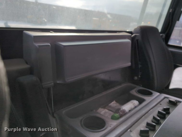 image for item EG2734 2009 Elgin Pelican NP street sweeper