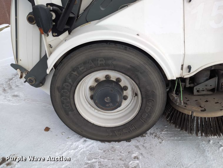 image for item EG2734 2009 Elgin Pelican NP street sweeper