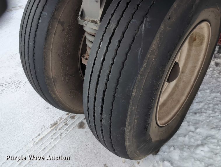 image for item EG2734 2009 Elgin Pelican NP street sweeper