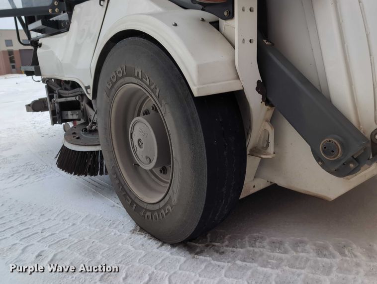 image for item EG2734 2009 Elgin Pelican NP street sweeper