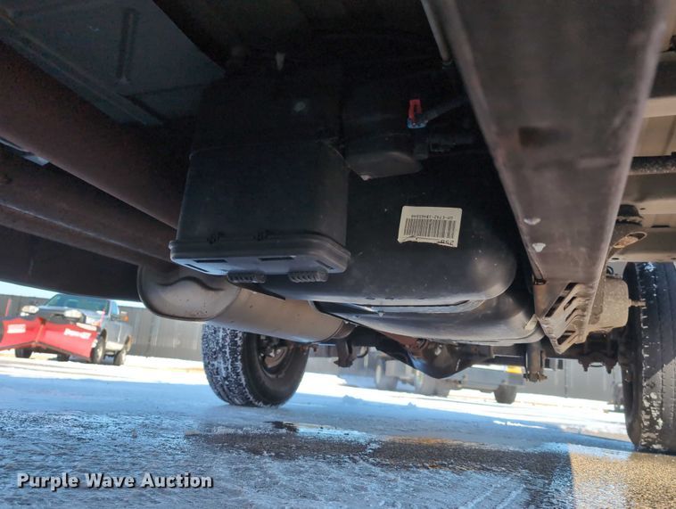 image for item EG2735 2008 GMC Savana G3500 van