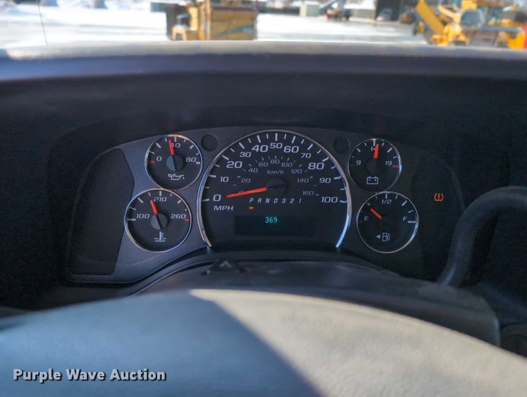 image for item EG2735 2008 GMC Savana G3500 van