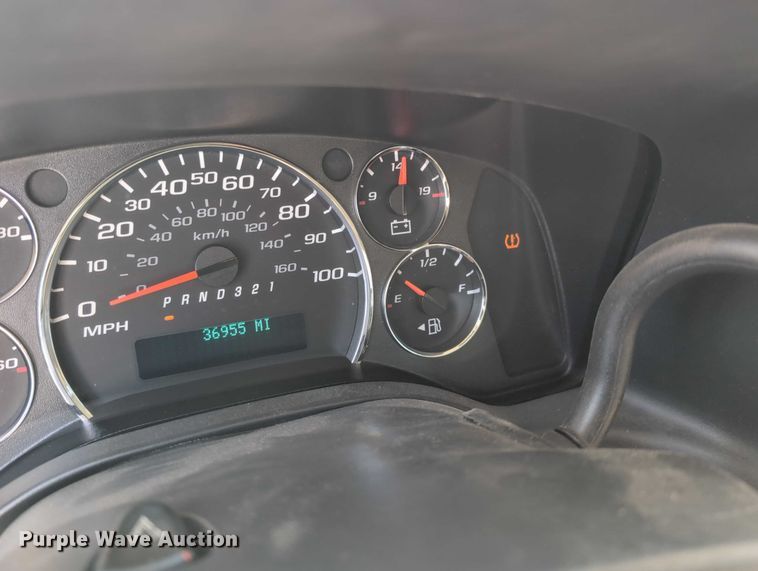 image for item EG2735 2008 GMC Savana G3500 van