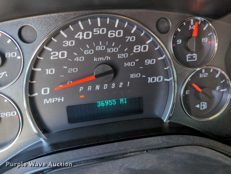 image for item EG2735 2008 GMC Savana G3500 van