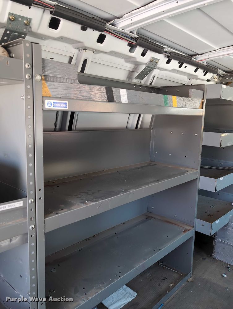 image for item EG2735 2008 GMC Savana G3500 van