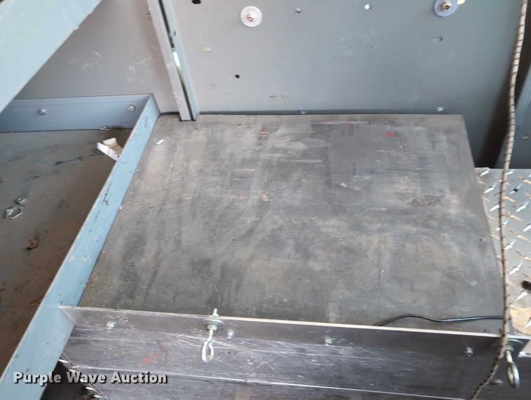 image for item EG2735 2008 GMC Savana G3500 van