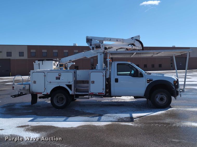 image for item EG2736 2009 Ford F450 Super Duty bucket truck