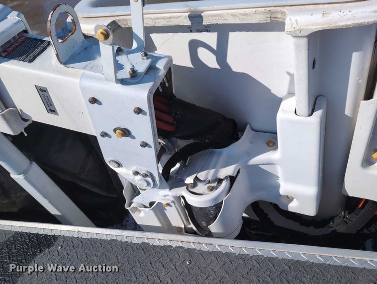 image for item EG2736 2009 Ford F450 Super Duty bucket truck