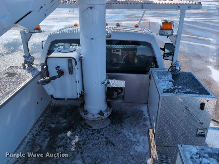image for item EG2736 2009 Ford F450 Super Duty bucket truck