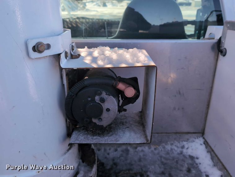 image for item EG2736 2009 Ford F450 Super Duty bucket truck